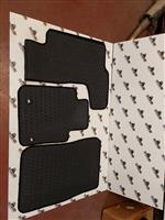 Set of rubber floor mats TLC J7* Facelift